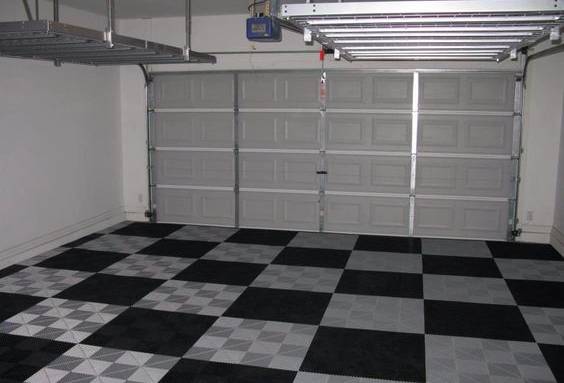 Revêtement de sol de garage en dallage PVC - Hyères 83