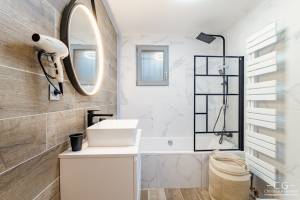 Installer une verrière de salle de bain à Vichy