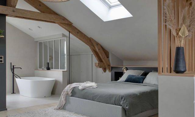 Aménagement de comble en chambre parentale 