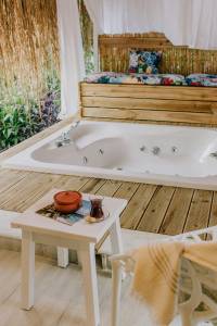 Installer un spa sur la terrasse - Nantes 44