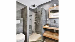 Travaux de salle de bain à Granville (50400) : Réalisez vos projets avec notre service de courtage en travaux !