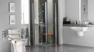 Accessibilité : 3 manières d'aménager sa salle de bains sur Poilley 50220