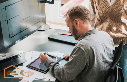 architecte travaillant sur une rénovation 