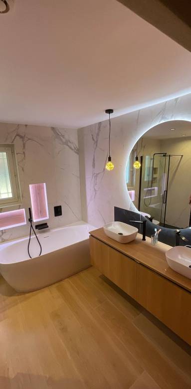 Salle de bain, baignoire ilot