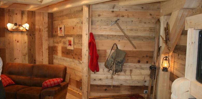 Lambris bois massif chalet
