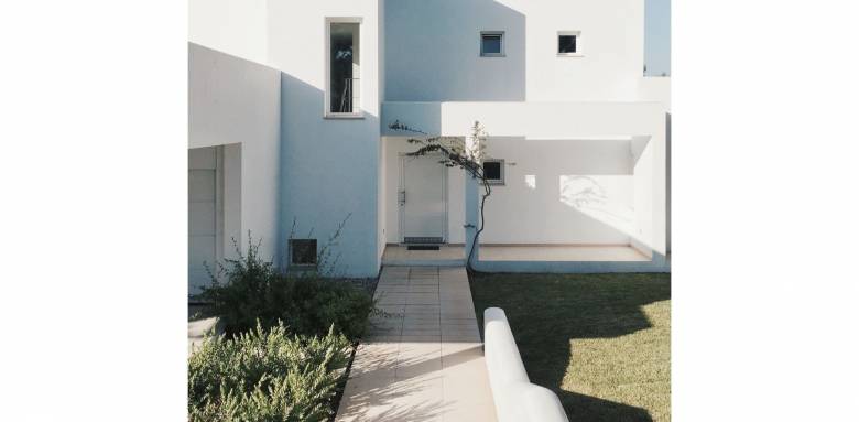 Pourquoi changer sa porte d’entrée ?  Saint-James 50240