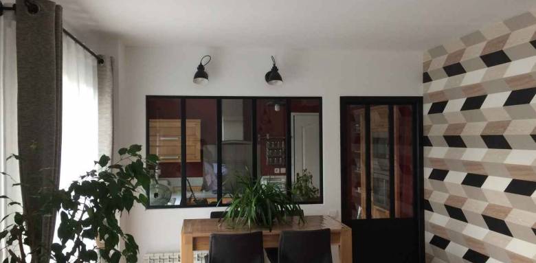 Installation d'une verrière sur mesure à Verneuil-l'Etang - plaquiste 77, plâtrier 77, maçon 77, entreprise de maçonnerie 77, menuisier 77, peintre 77, étancheur 77