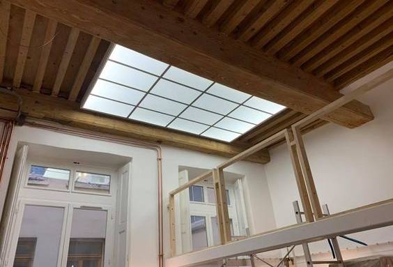 Plafond tendu translucide façon verrière