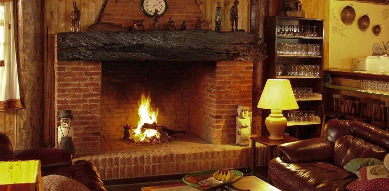 cheminée à foyer ouvert