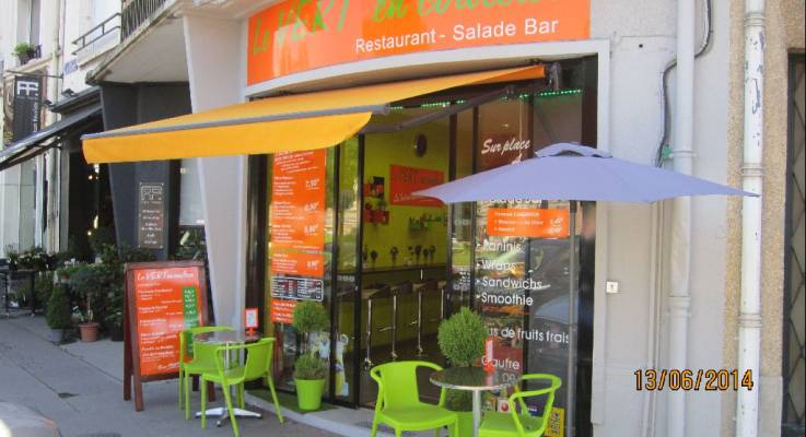 Facade du restaurant rénové