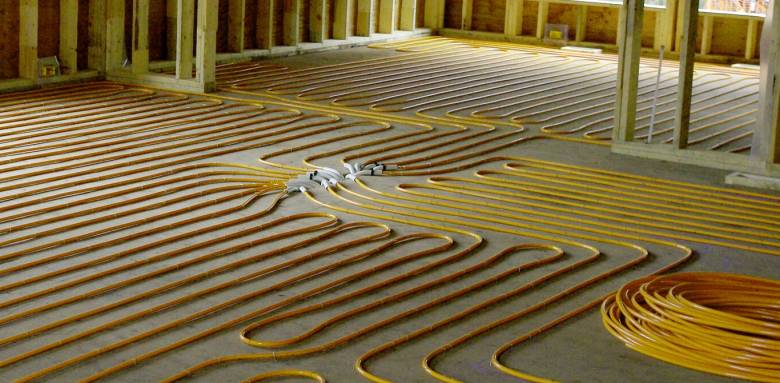 Plancher chauffant à circulation d'eau