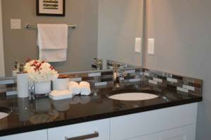 Aménager une salle de bain sans fenêtre