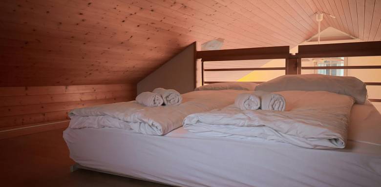  Chambre en mezzanine dans un duplex sous les toits - Le Chesnay