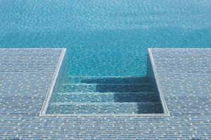 escalier piscine