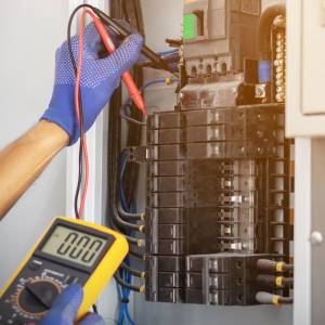 Il est recommandé de contacter un électricien si vous ne trouvez pas l'origine de la panne.