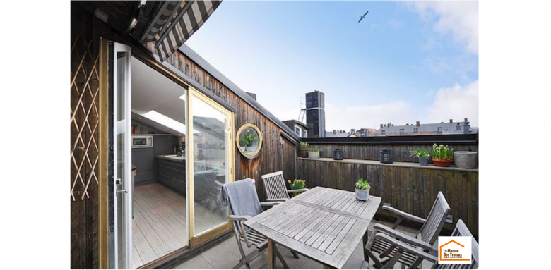 Une terrasse tropézienne