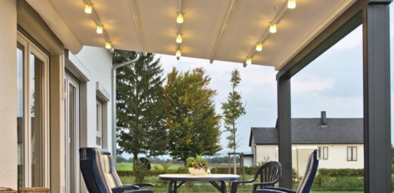 Pergola adossé toile avec leds incrustés