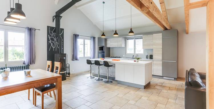 Revêtement de sol intérieur en dallage de pierre naturelle - Pornic 44