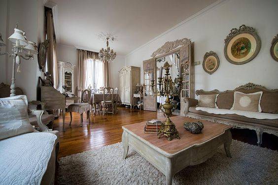 Salon-salle à manger ambiance boudoir