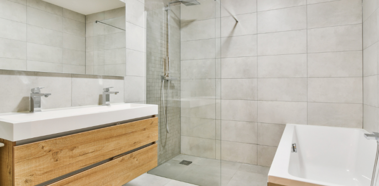 Chauffage au sol dans la salle de bain