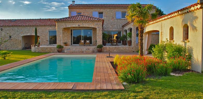 Conseils pour aménager les abords de sa piscine