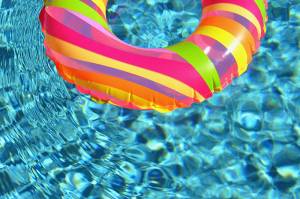 Bien entretenir sa piscine pour conserver le plaisir de nager dans une eau limpide