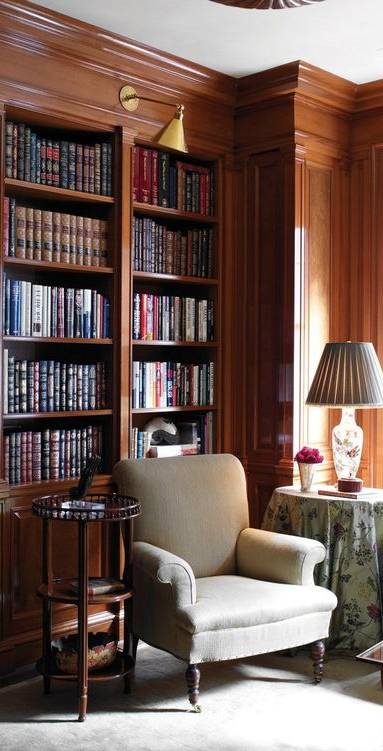 Bibliothèque en bois massif
