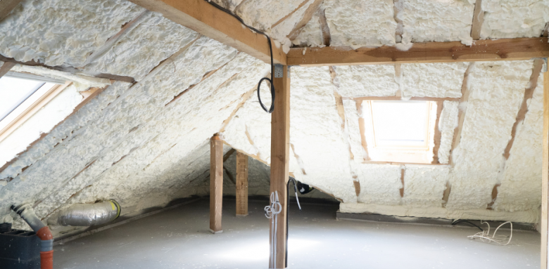 Hauteur minimale aménagement combles Bazas