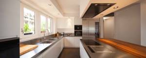 rénovation et agencement d'une cuisine équipée dans un petit espace,  Lyon Dardilly