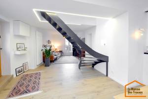 changement d'un escalier lors de la rénovation d'une pièce de vie à Voiron