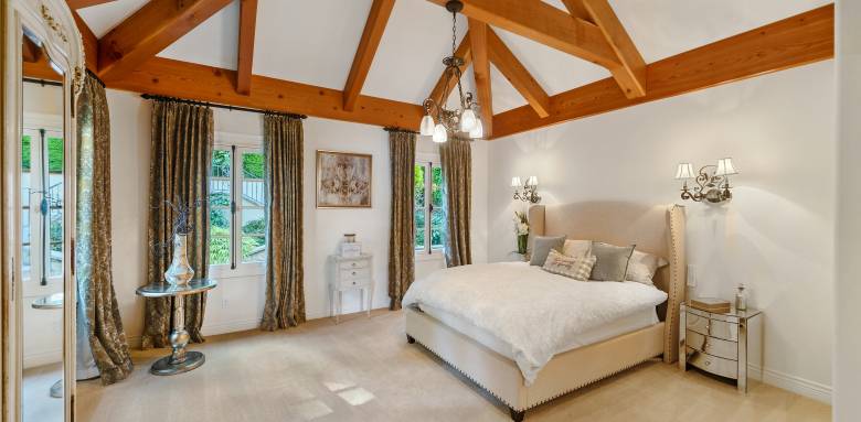  aménagement chambre mansardée sables d'olonne