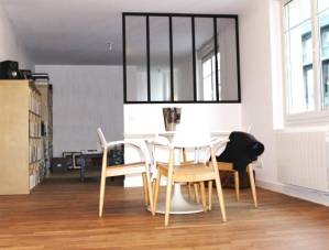 Parquet en hêtre contrecollé et vitrifié