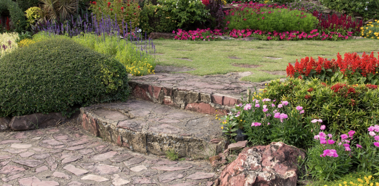 Aménager jardin en pente