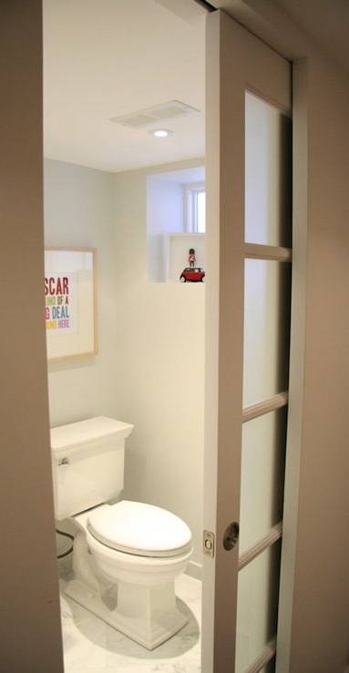 Porte en galandage pour WC