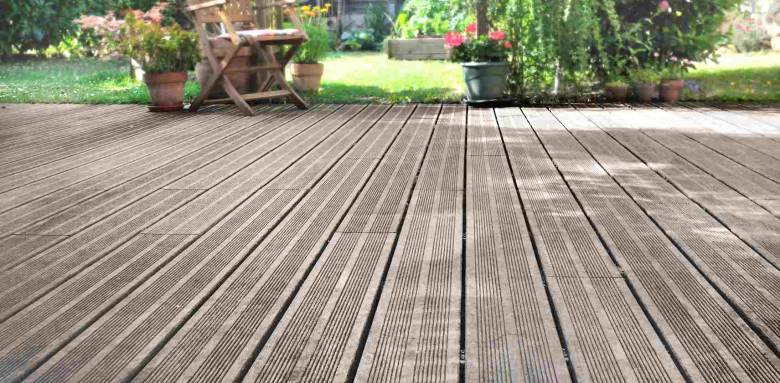 Protéger sa terrasse en bois 