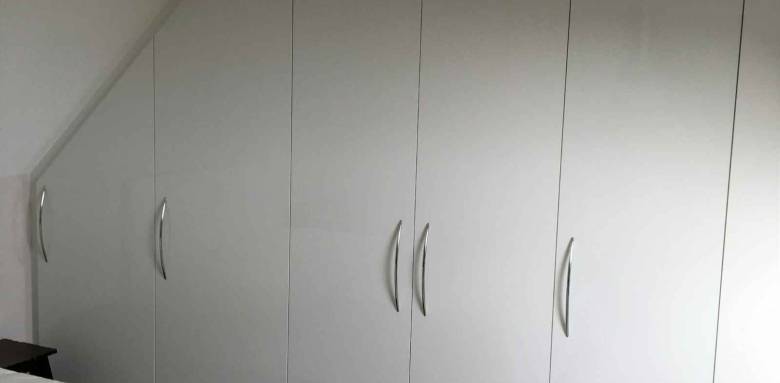 Comment créer un dressing dans un petit espace ? Saussey 50200