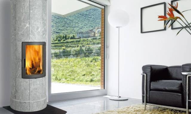 Poêle à bois en pierre ollaire