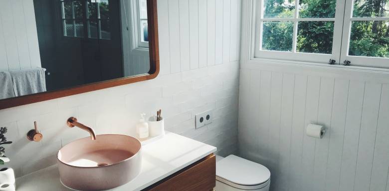 Guide complet pour une salle de bain adaptée aux enfants