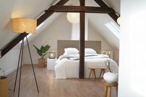 Une belle chambre parentale dans les combles