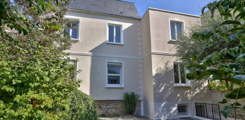 Extension - surélévation de maison à Colombes