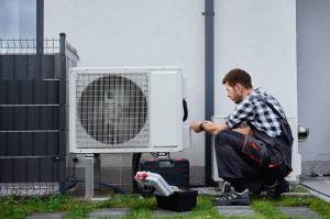 L'homme et la pompe à chaleur