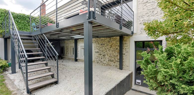 Construction de terrasse sur pilotis en acier - Valence 26