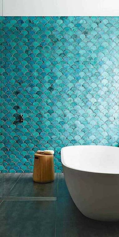 zellige format "écailles de tortue" mur complet de SDB