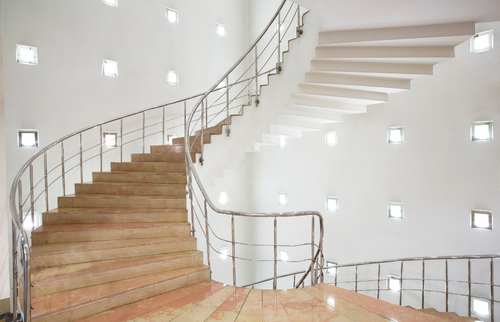 Escalier en carrelage 