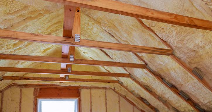 Isolation toiture intérieure pour aménagement combles