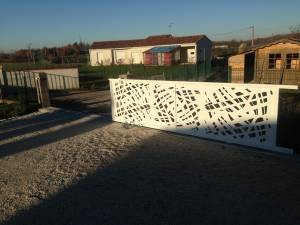 Remplacement de portail par un portail motorisé en aluminium - Valence 26
