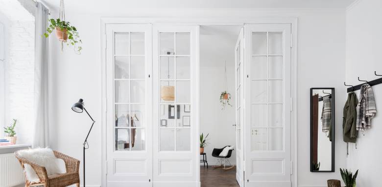 La porte verrière pour plus de lumière.