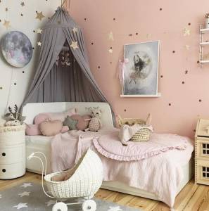 Décoration du coin nuit dans une chambre d'enfant - Hyères 83