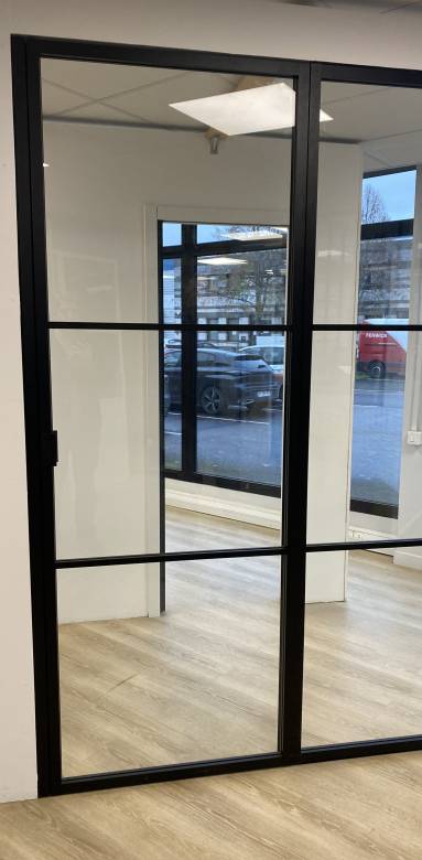 Atelier Verrière : fabricant poseur de menuiserie d'intérieur sur-mesure 