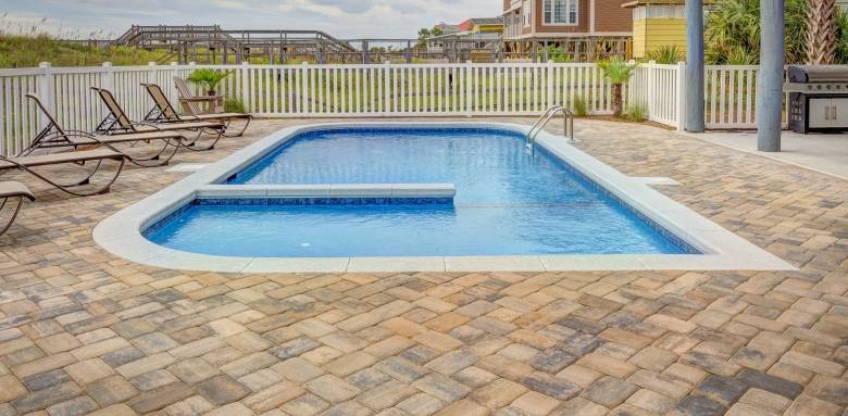 Image libre de droit de piscine à domicile 2